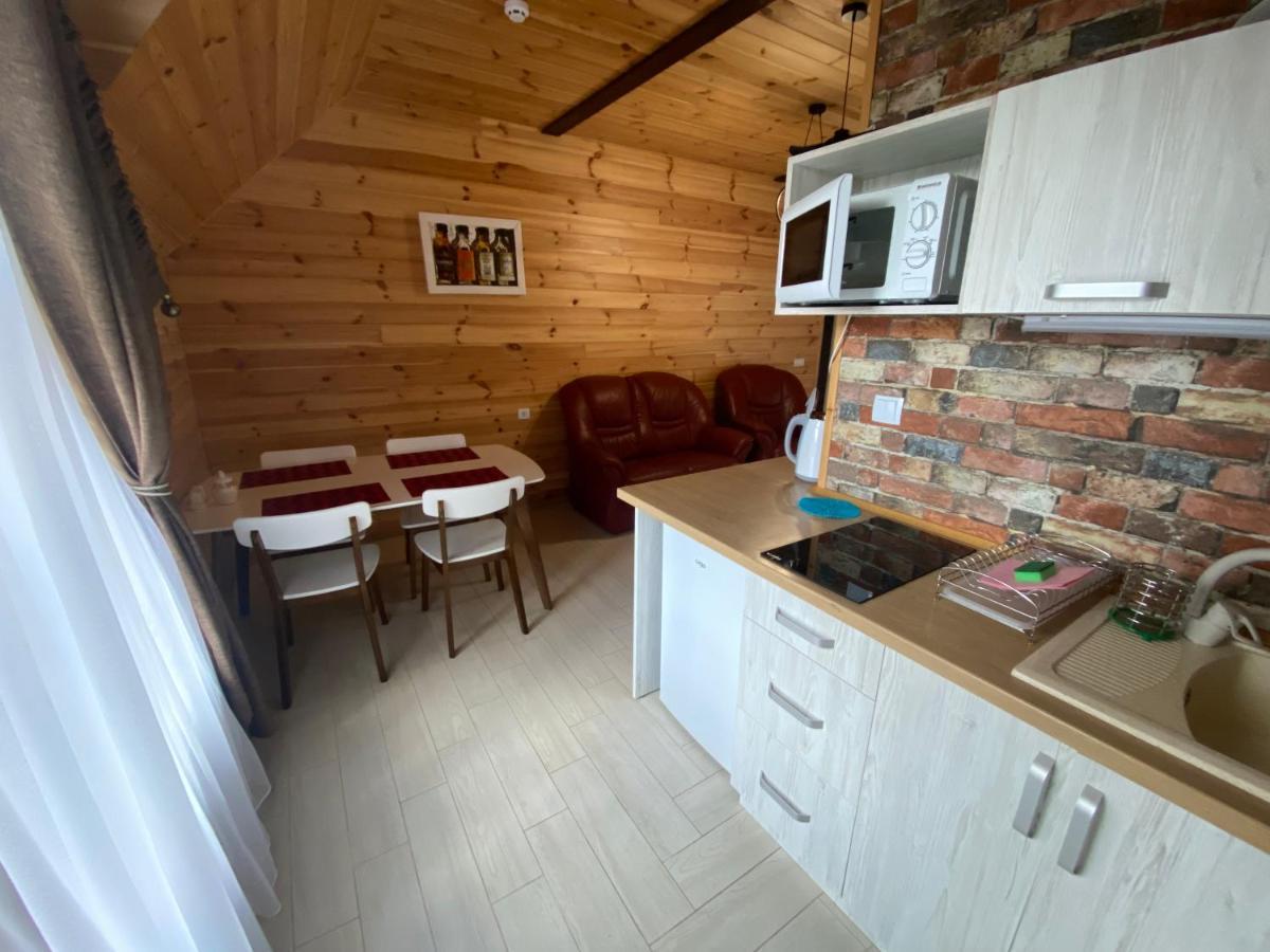 Феєрія Лісу Aparthotel Skhidnytsia Exteriör bild