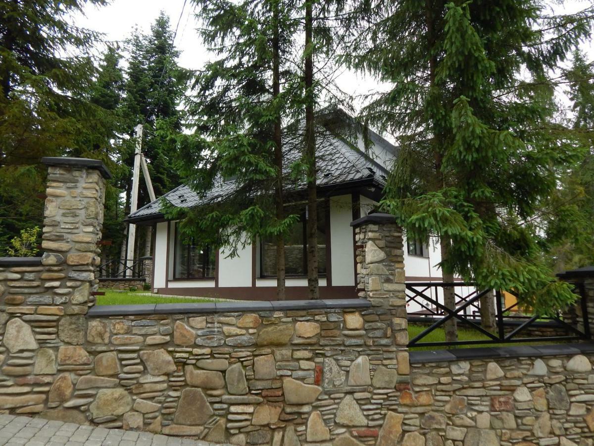 Феєрія Лісу Aparthotel Skhidnytsia Exteriör bild