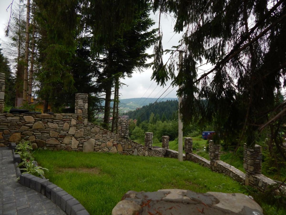 Феєрія Лісу Aparthotel Skhidnytsia Exteriör bild