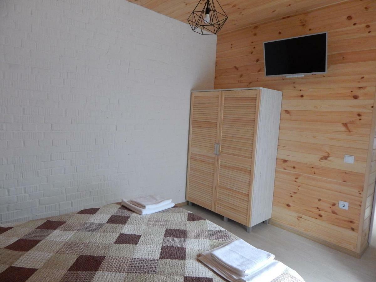Феєрія Лісу Aparthotel Skhidnytsia Exteriör bild